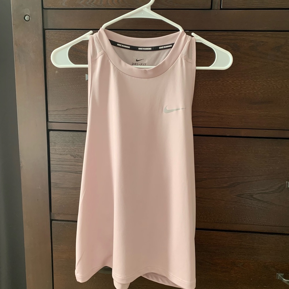 Nike tank